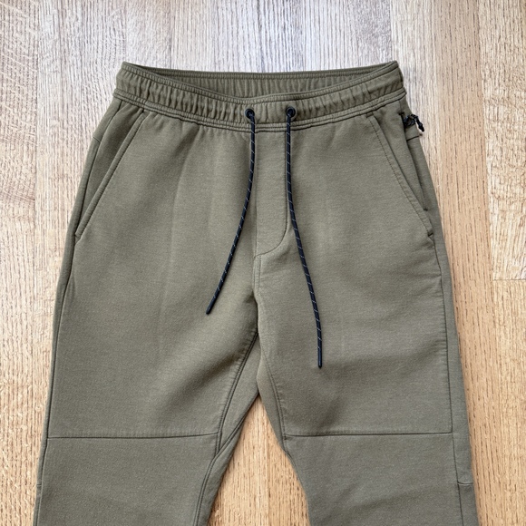 American Eagle Men's 24/7 Joggers - Picture 4 of 6